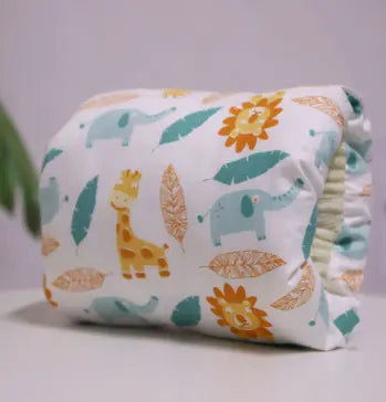 Coussin Allaitement Coton Compact NURSOX White background deer elephant-25X23CM