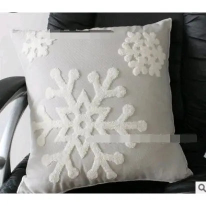 Housse Coussin en coton brodé au motif flocon de neige - Housse De France