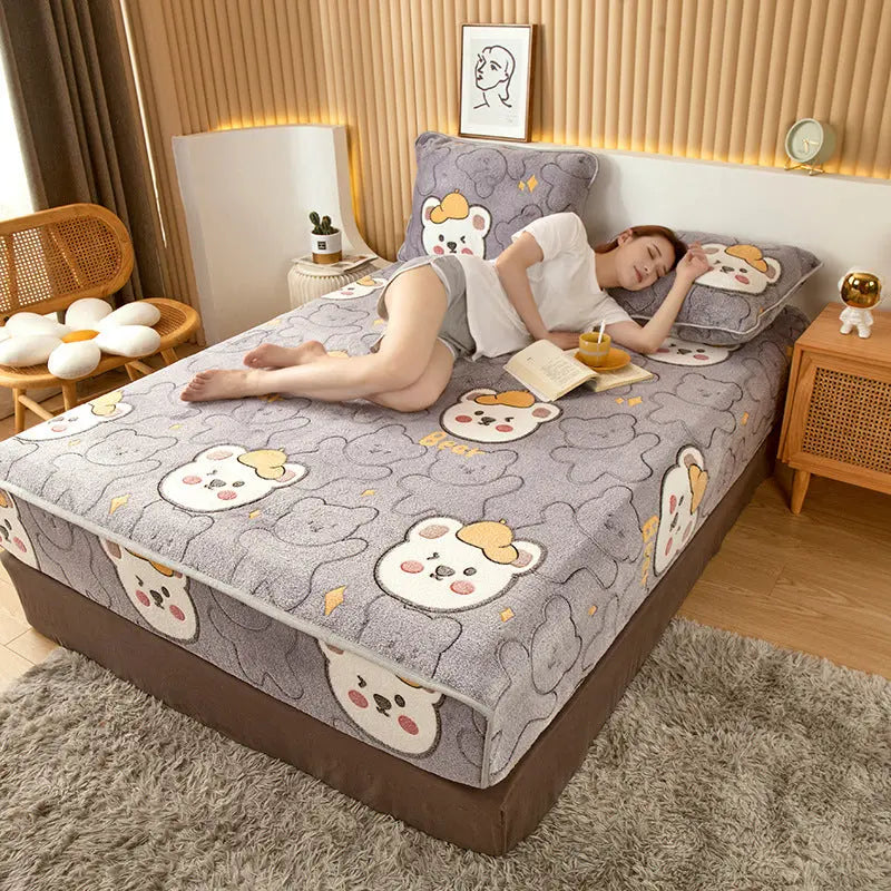 Housse Matelas Velours Anti-glisse BLOSSOM Teddy bear-180x200cm